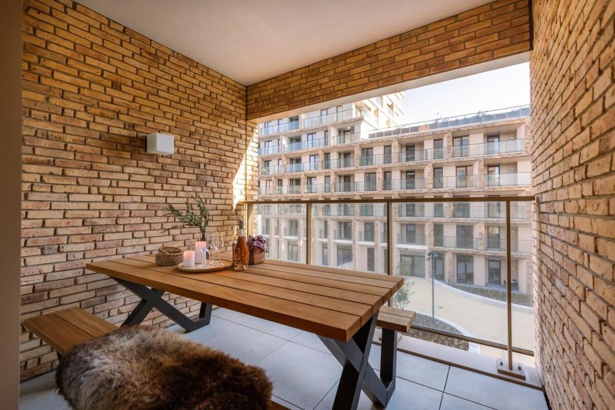 Huswell - Apartment With Terrace Close To The Sea Ostende Exterior foto